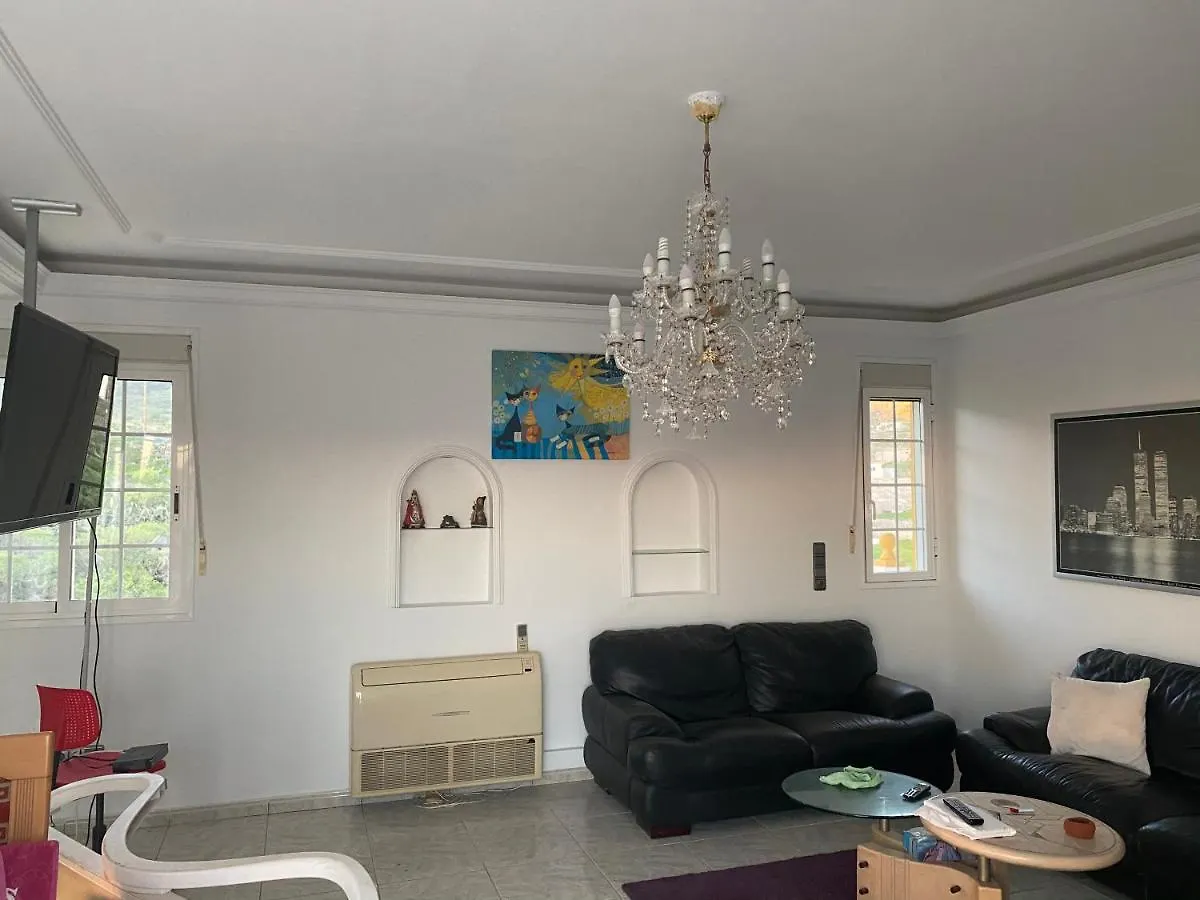 Villa Kary Valle de San Lorenzo 0*,  스페인